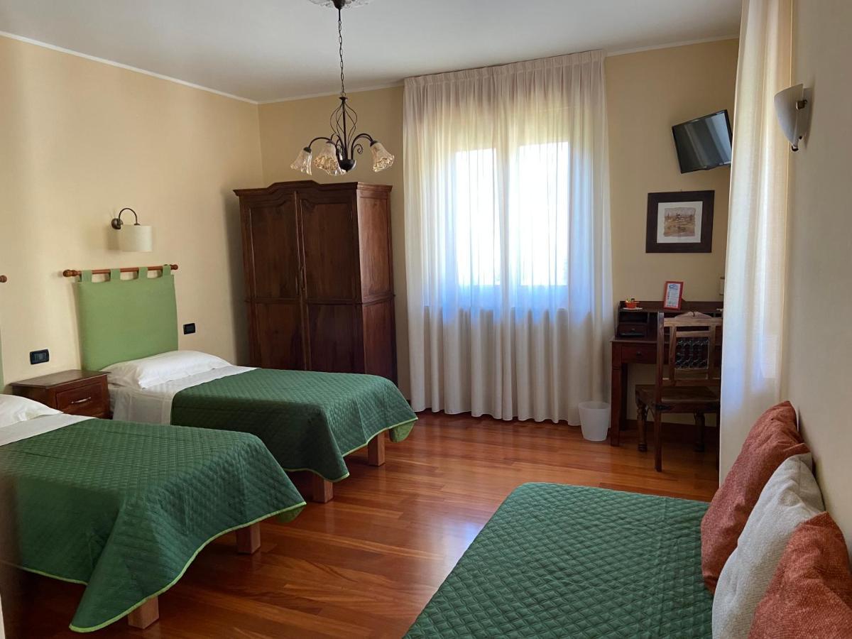 La Via Del Sole Bed and Breakfast Susa Exteriör bild