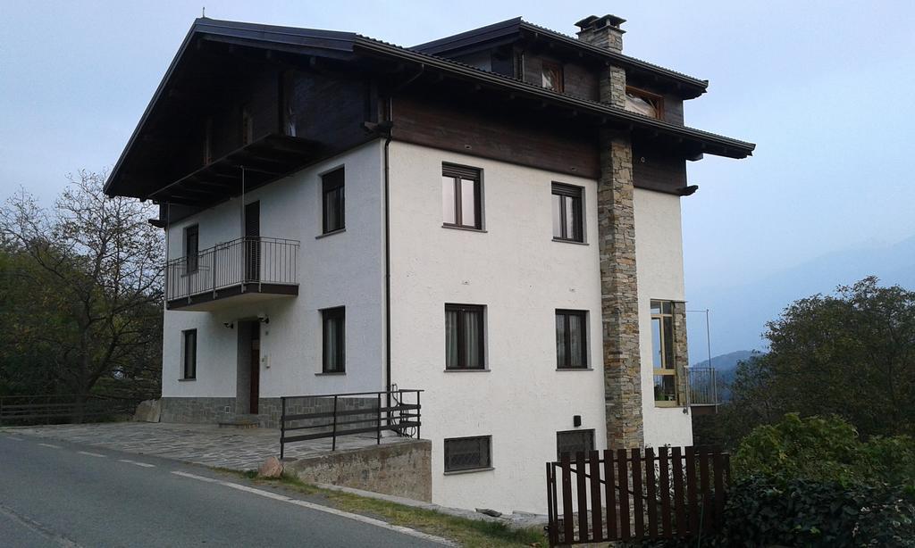 La Via Del Sole Bed and Breakfast Susa Exteriör bild